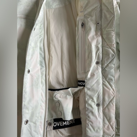 NWT! FP Movement Bunny Slope Puffer Jacket in Mountain Mist Sage / Size Small - Picture 11 of 13